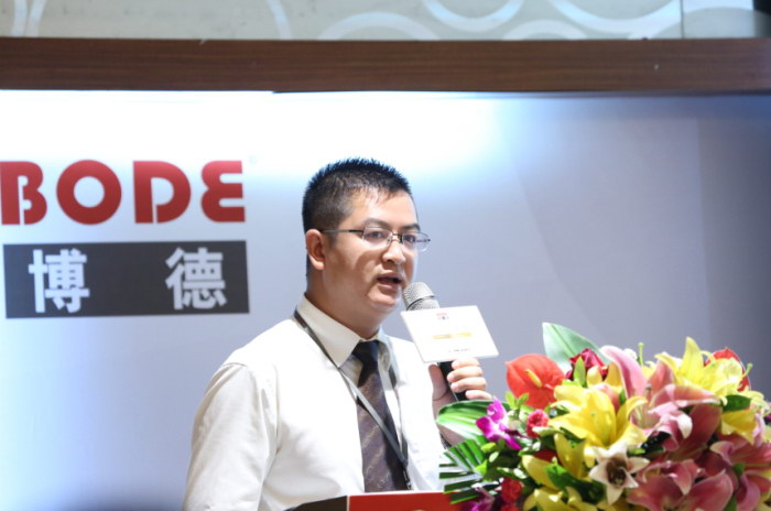 491香蕉在线视频公司係統工程部一部經理李鵬介紹工程操作的經驗分享.jpg